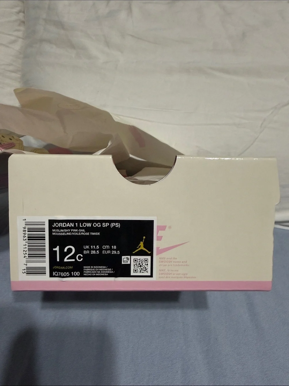 Nike Kids Pink and Cream Sneaker Presentation Box with Jumpman Sticker